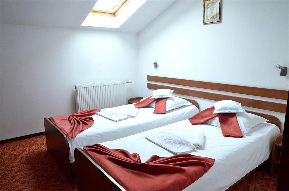 Hotel Alexis Cluj-Napoca Eksteriør bilde